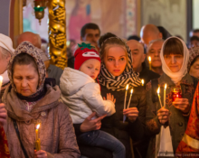 В каком платке нельзя идти в церковь на Пасху